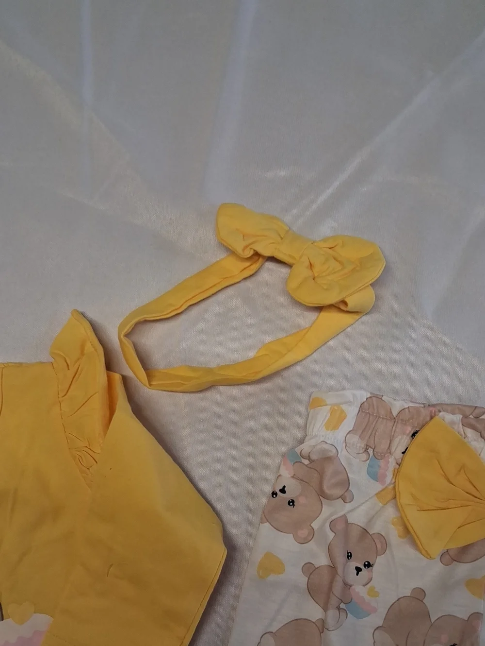 NWT Yellow Baby Bear Bodysuit & Bear Print Pants Set with Headband